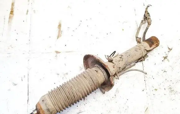 Skoda Octavia Mk1 (1U) Front shock absorber/damper
