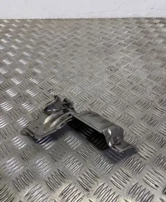 Volkswagen Tiguan Heat shield in engine bay 06K129597C 143012116