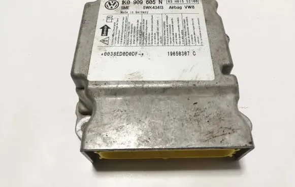 Volkswagen Golf V Airbag control unit/module 1K0909605N