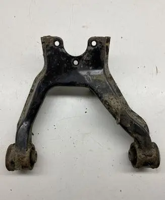 Mitsubishi Pajero Front lower control arm/wishbone