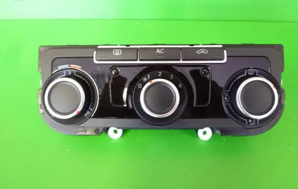 Volkswagen PASSAT B7 Climate control unit 7N0907426AM Y129