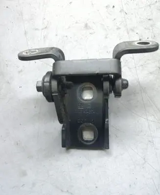 Opel Insignia A Front door upper hinge A046574