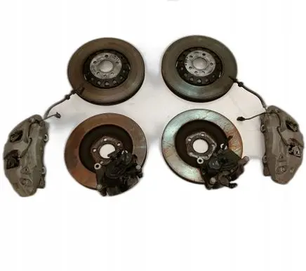 Audi Q8 Brake discs and calipers set 4M0615105FL