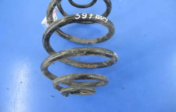 Opel Astra F Rear coil spring