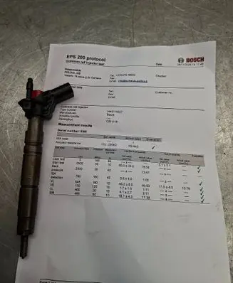 Mercedes-Benz R W251 Fuel injector A6420700587 2545115