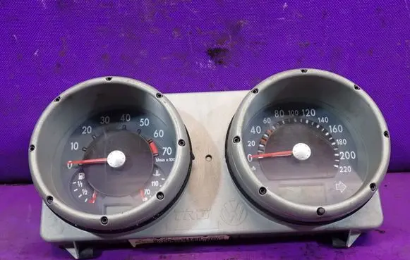 Volkswagen Polo III 6N 6N2 6NF Speedometer (instrument cluster) 