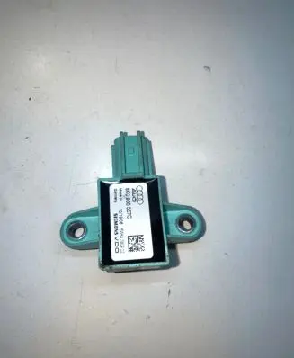 Audi A5 8T 8F Airbag deployment crash/impact sensor 8K0955557C 5WK4380902