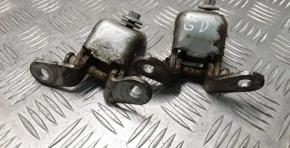 Rear door hinge set