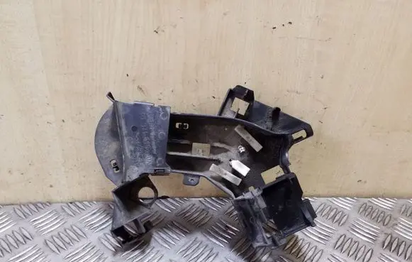 Volkswagen PASSAT B7 Other engine bay part 1K0971615DA