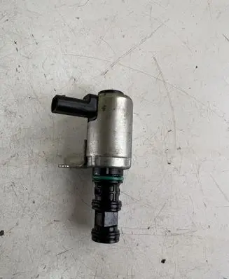 Jeep Grand Cherokee WL Camshaft vanos timing valve 05047901AC 05047901A 05047901