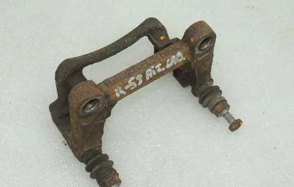 Opel Vivaro Brake caliper pad carrier rear 93192388 7701050917