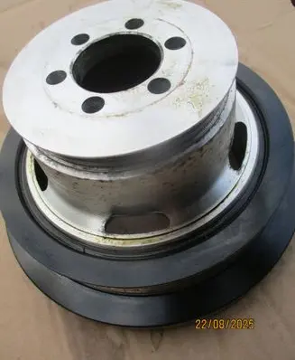 Peugeot 2008 II Crankshaft pulley 9834309980