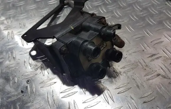 Lincoln Town Car High voltage ignition coil f1vu12029a1
