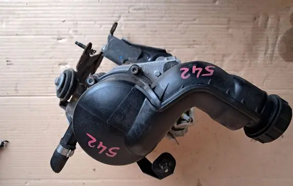 Peugeot 508 Power steering pump 9676154280