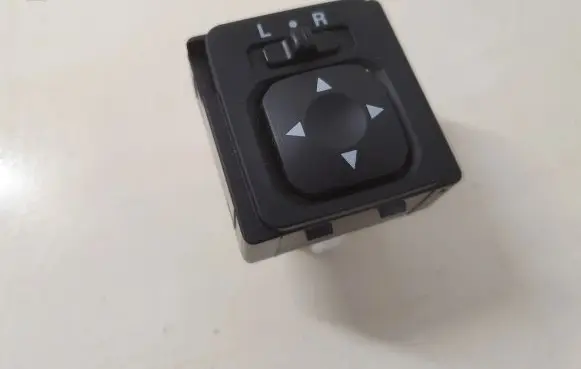Mitsubishi Outlander Wing mirror switch 183570
