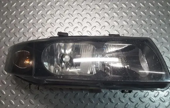 Seat Toledo II (1M) Headlight/headlamp