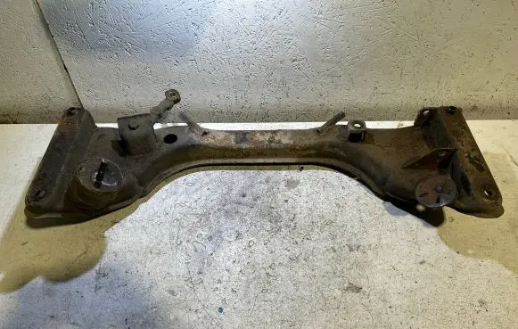 BMW 5 E28 Front subframe