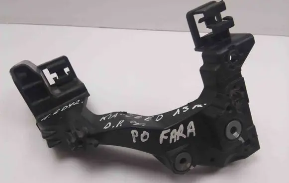 KIA Ceed Headlight/headlamp mounting bracket ET015E