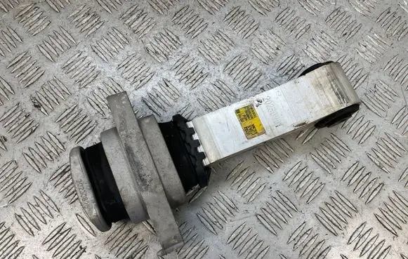 KIA Sportage Engine mount bracket 21950R5200