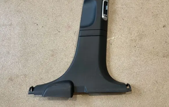 Hyundai Ioniq 5 (B) pillar trim (bottom) 85846GI100 97065GI000