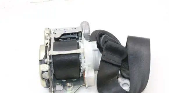 Audi Q7 4M Front seatbelt 4M0857705H
