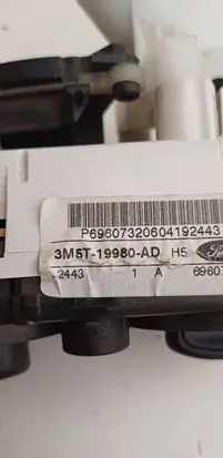 Ford Focus Climate control unit 3M5T19980AD