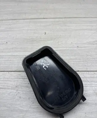 Volkswagen Caddy Headlight/headlamp dust cover 2K0941627