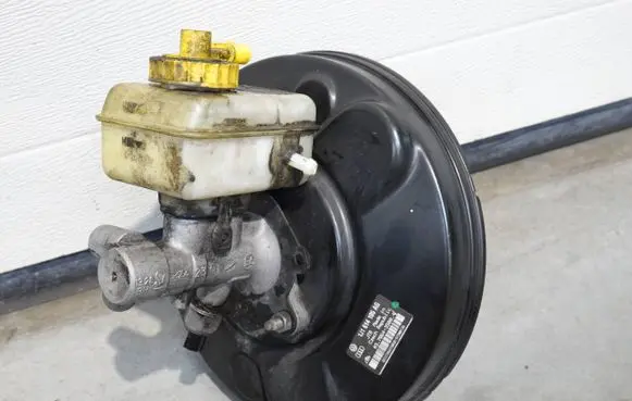 Volkswagen New Beetle Brake booster 1J1614105 1J1614105AG