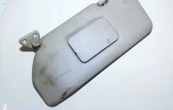 Nissan Almera Tino Sun visor
