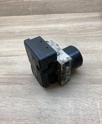 Toyota Yaris ABS Pump 895410D040 445100D031