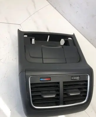 Audi A4 S4 B8 8K Rear air vent grill 8K0819203E