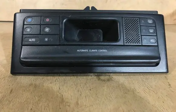 Renault Laguna I Climate control unit 7700822861C 9140010047