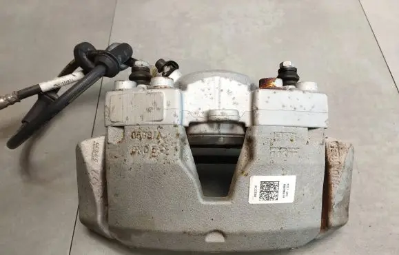 Audi A6 S6 C7 4G Front brake caliper 4G0105BM