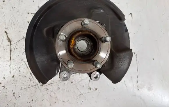 Ford Mustang VI Rear wheel hub FR35B758