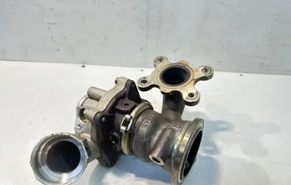 Seat Ibiza IV (6J,6P) Turbo 04C145702R