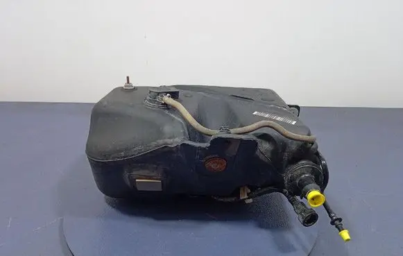 BMW 3 F30 F35 F31 AdBlue liquid reservoir 7399413
