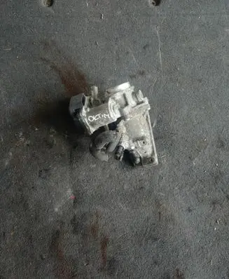 Skoda Octavia Mk3 (5E) Throttle valve 04L128059M