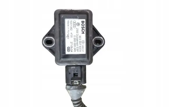 Volkswagen PASSAT B5 Acceleration sensor 8E0907637A