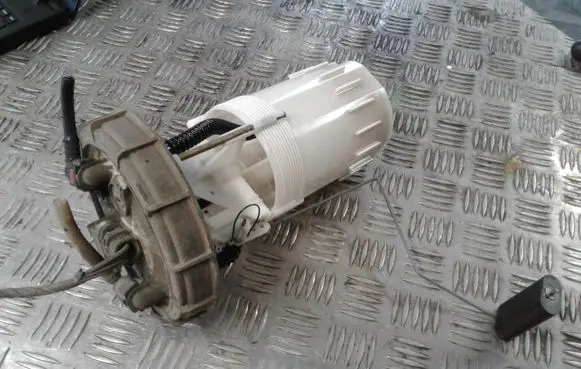 Renault Master II Fuel level sensor 
