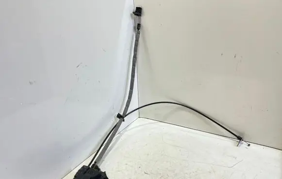 Tesla Model S Tailgate/trunk/boot lock/catch/latch