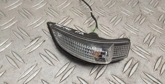 Toyota Yaris Mirror indicator light