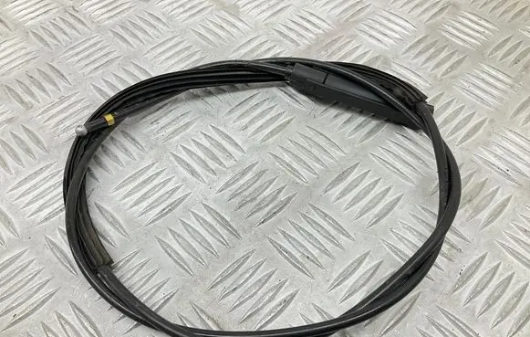 Skoda Yeti (5L) Engine bonnet/hood lock release cable 5L0823535