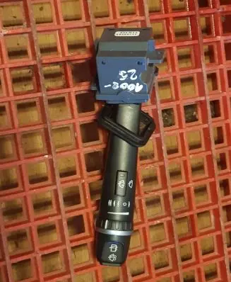 Volvo XC90 Wiper control stalk 31268565