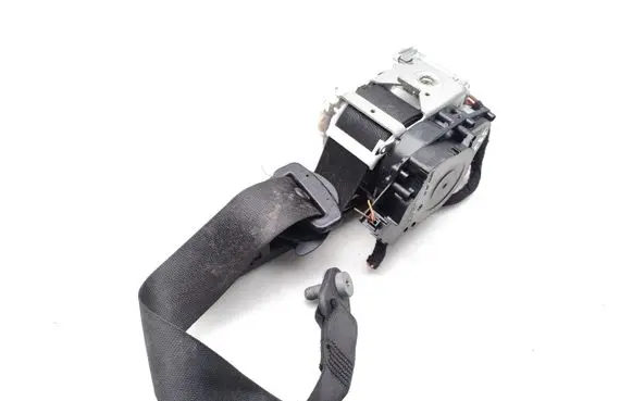 Mercedes-Benz S W221 Front seatbelt A2218600686