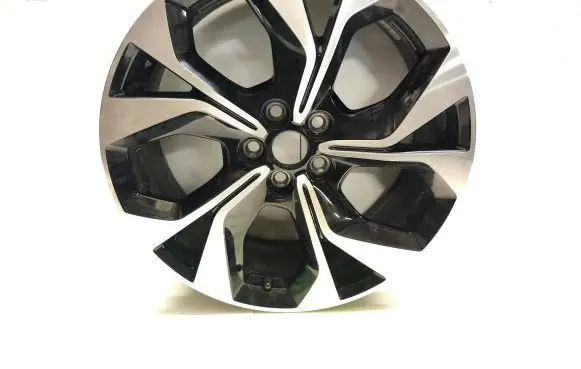 R19 alloy rim