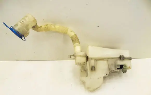 Audi A3 S3 8P Windshield washer fluid reservoir/tank 8P0955453E 8P0955453G