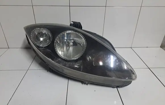 Seat Altea Headlight/headlamp