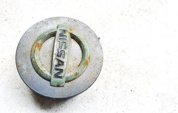 Nissan Primera Original wheel cap 40315bm504 2516s010