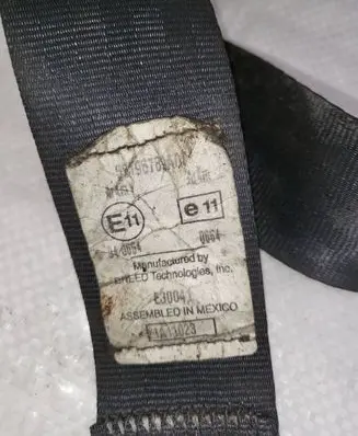 Jeep Grand Cherokee (WJ) Rear seatbelt P55196789ag