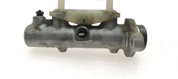 Mitsubishi Outlander Master brake cylinder